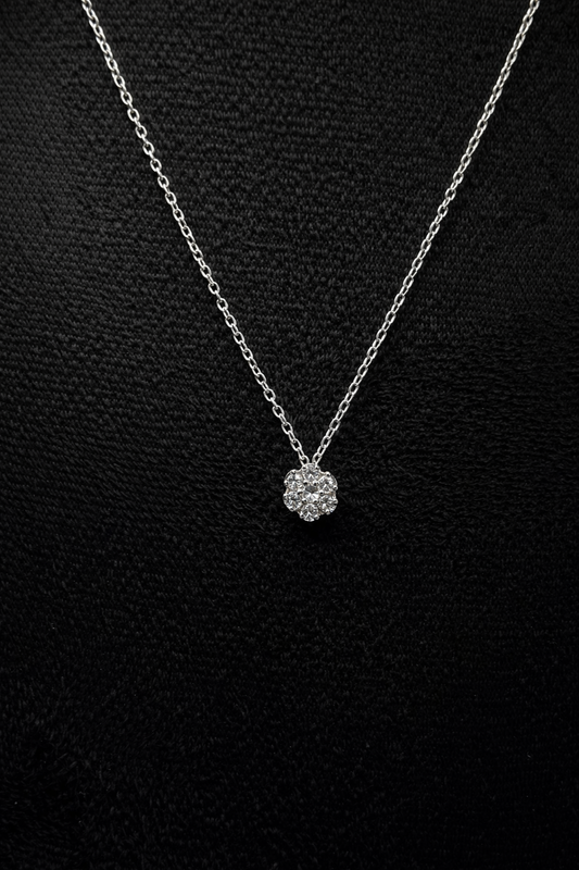 Silver necklace with flower pendant made of 925 sterling silver