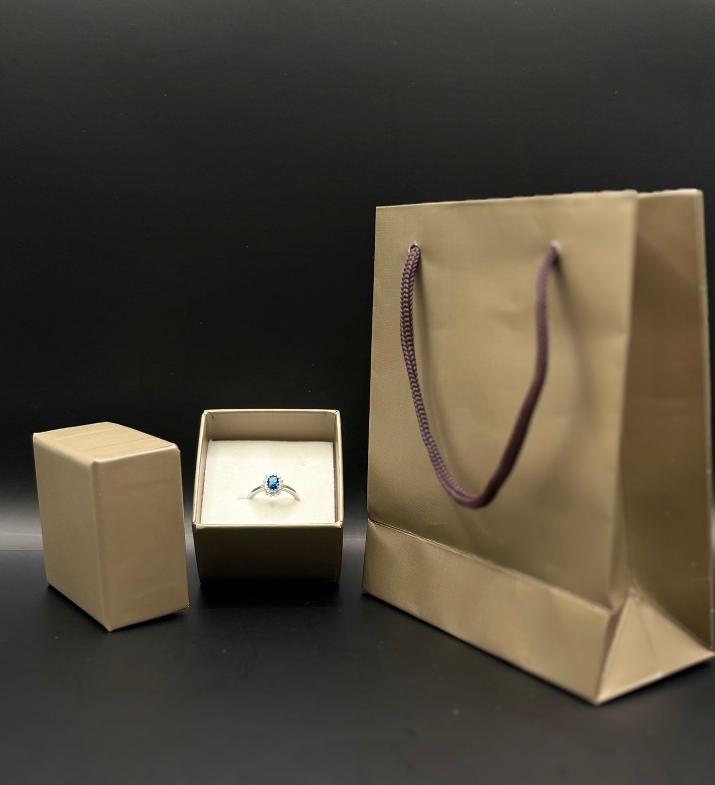 925 sterling silver ring with zircon