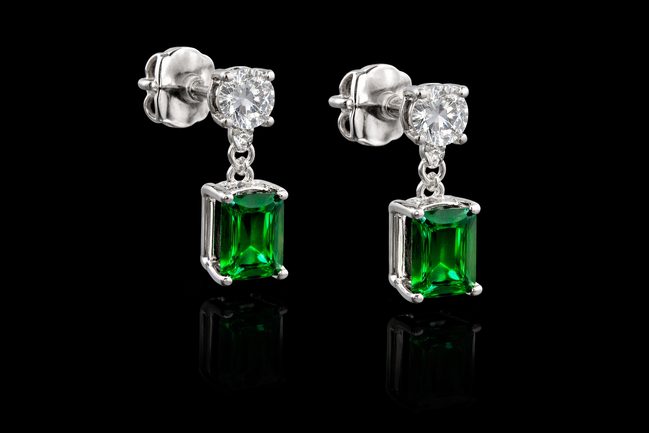 Elegante Zirkonia Steckerohrringe Anhänger