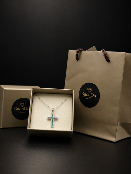 Kreuz Halskette aus 925 Silber mit grünen & weißen Zirkonia