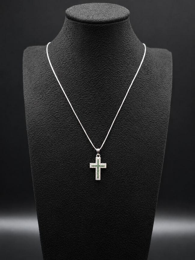 Kreuz Halskette aus 925 Silber mit grünen & weißen Zirkonia