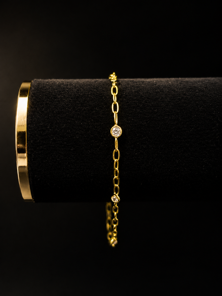 Élégant bracelet en argent sterling 925 doré orné de zircons