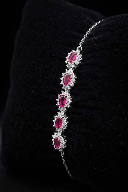 Élégant bracelet en argent avec des pierres roses ovales