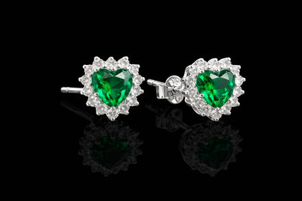 Elegante Zirkonia Steckerohrringe Herz