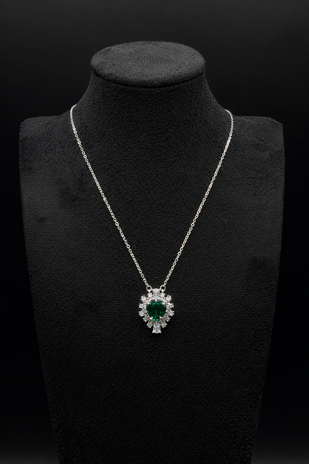 Silver necklace with heart pendant and green zircon, made of 925 sterling silver 