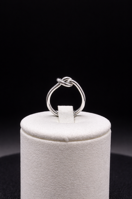 Knotenring aus 925 Sterling Silber