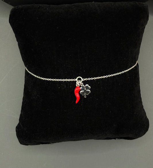 Edles Armband aus 925 Sterling Silber mit Symbolanhängern