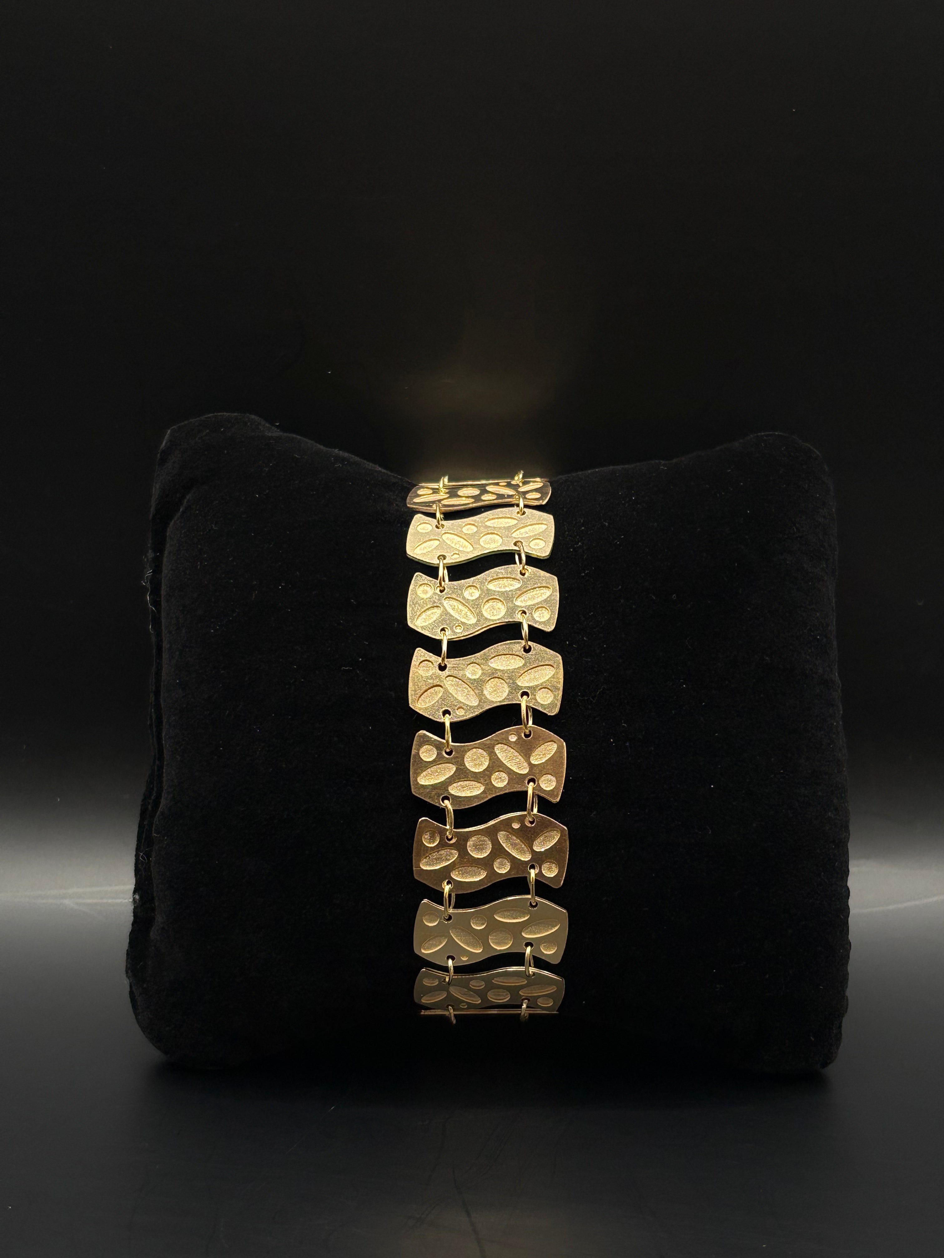 Armband aus 925 Silber mit strukturierten Gliedelementen