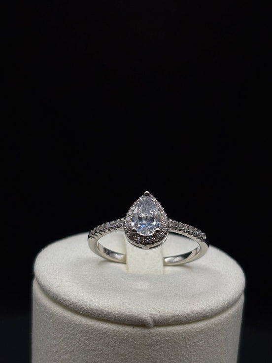 Schmuckset aus 925 Sterling Silber mit Tropfzirkon