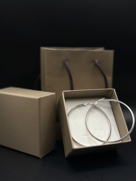 Creolen mit Feinstruktur aus 925 Sterling Silber