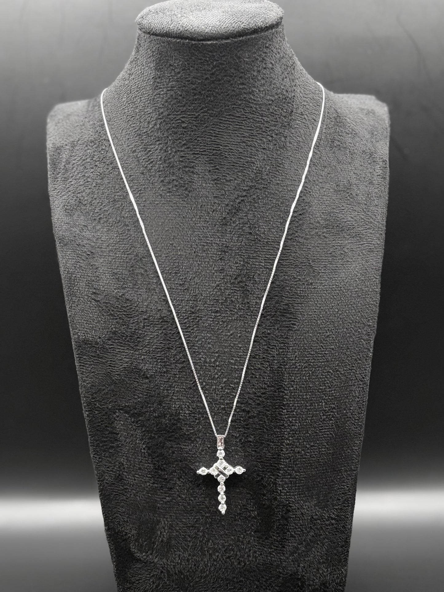 Kreuz Halskette mit Zirkonia aus 925 Sterling Silber
