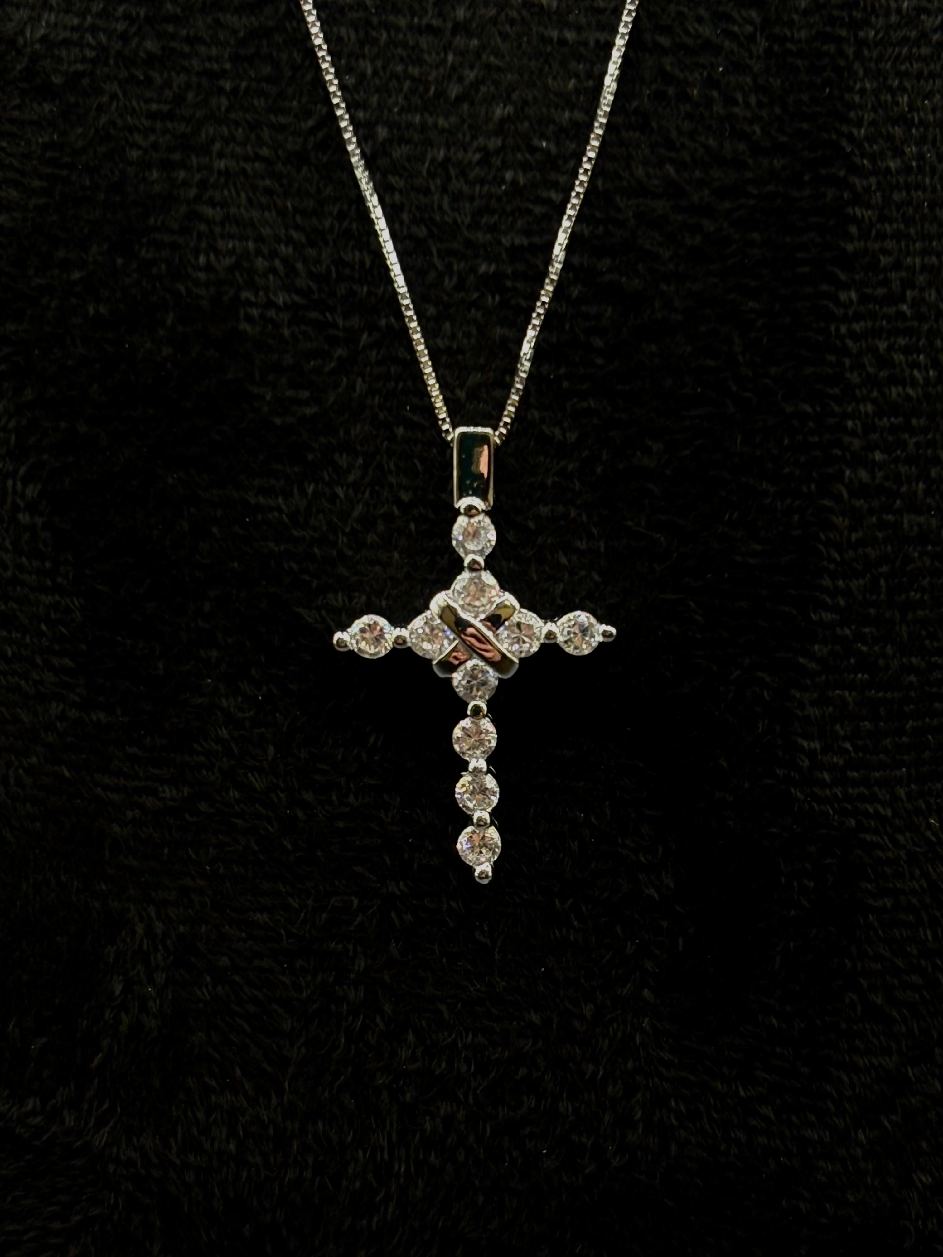 Cross Necklace with Zirconia in 925 Sterling Silver