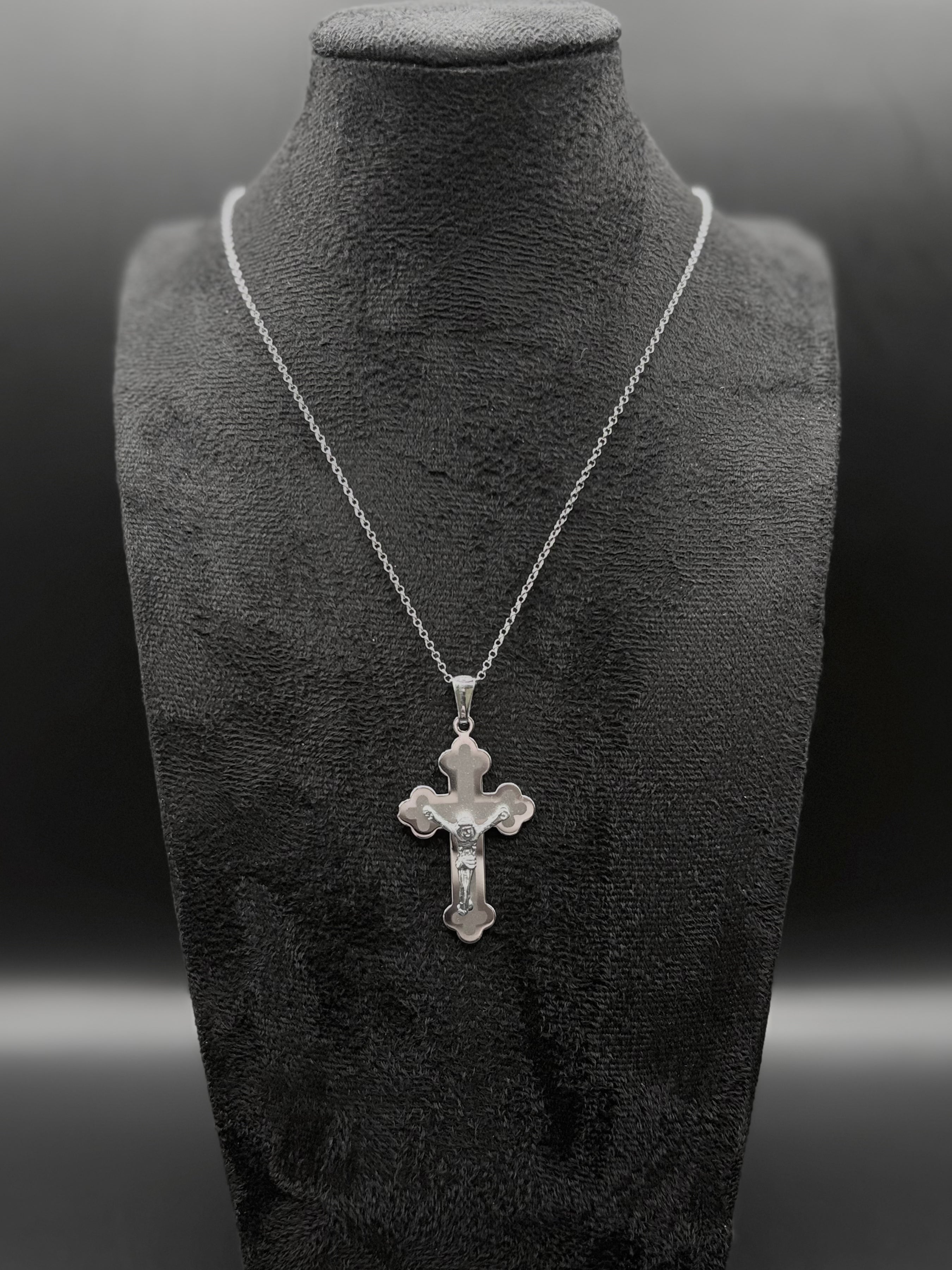 Klassische Kreuz Halskette mit Jesus aus 925 Sterling Silber