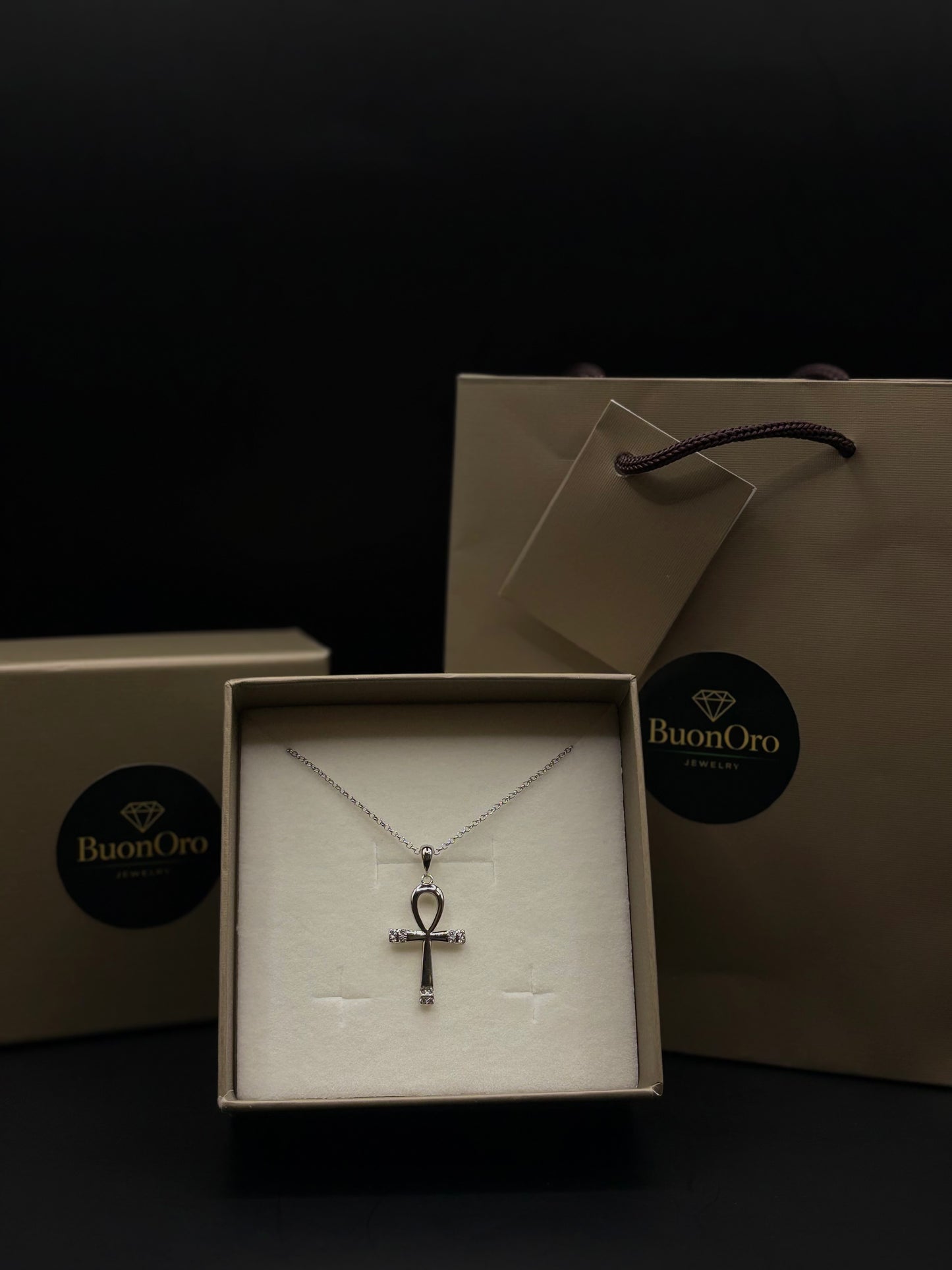 Collana con croce Ankh in argento sterling 925 e zirconi cubici