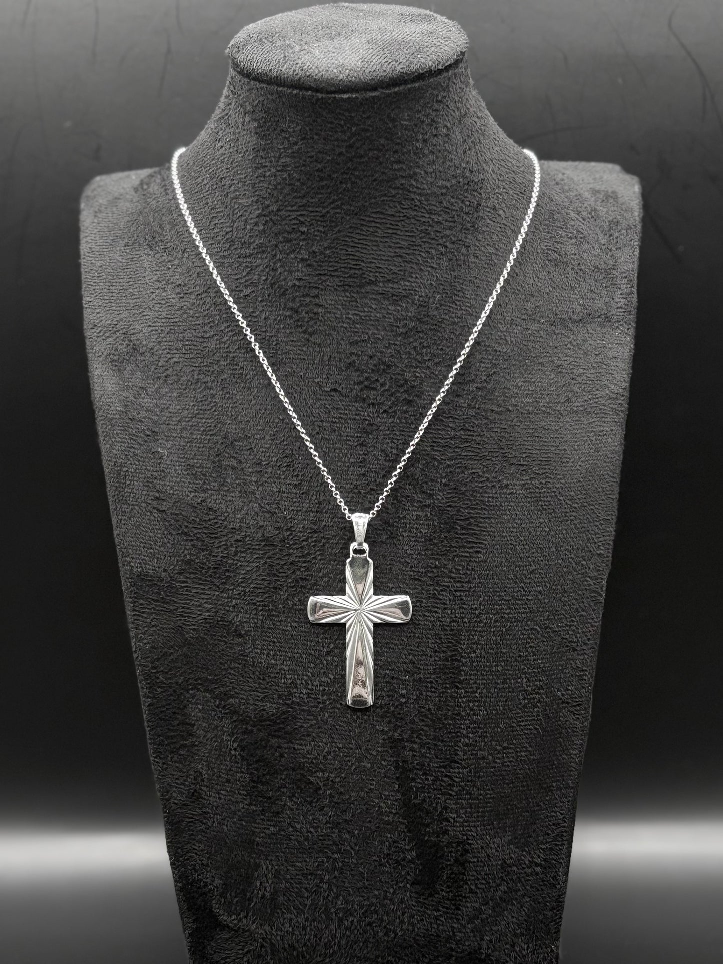 Kreuz Halskette aus 925 Sterling Silber – Klassisch & Zeitlos